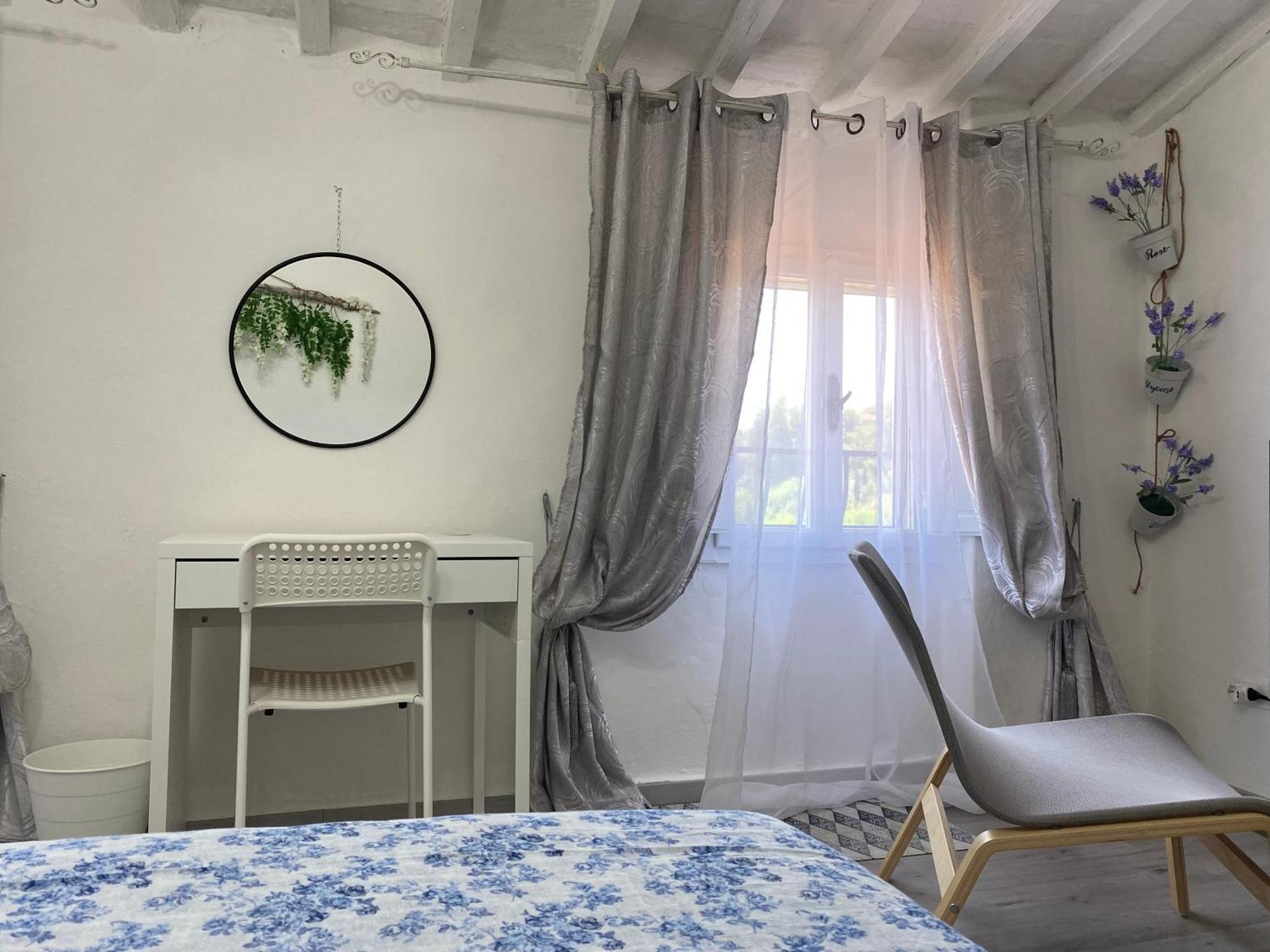 La Petite Maison Usigliano Eksteriør bilde